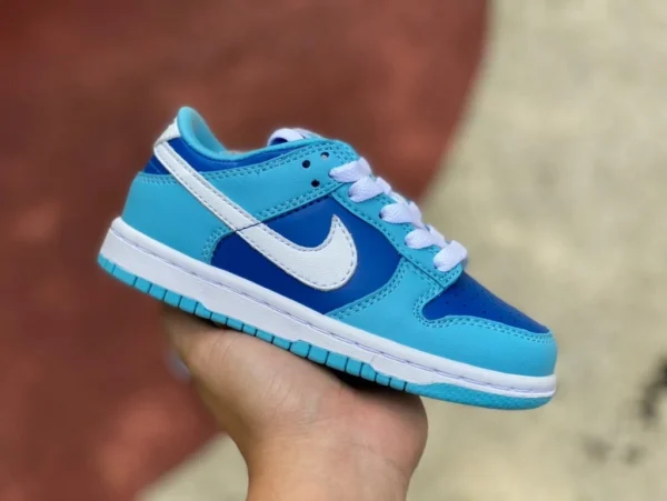 Dunk chaussures pour enfants blanc et bleu Mengbao Nike Dunk Low Retro QS Nike bleu baskets décontractées rétro pour enfants DV2635-400