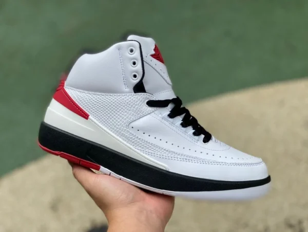 aj2 blanc rouge Chicago Nike Air Jordan 2 AJ2 Chicago chaussures de basket-ball rétro montantes pour hommes DX2454-106