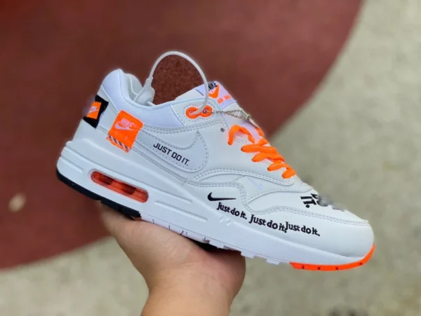 Max1 Blanc Orange NIKE AIR MAX 1 SE JUST DO IT AO1021100