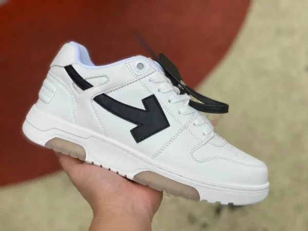 OW chaussures basses à lacets et bout rond en cuir OFFWHITE out Ofhce blanches et noires