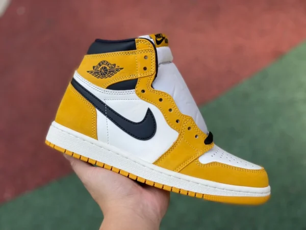 aj1 jaune ocre Air Jordan 1 High OG Jaune OchreDZ5485701