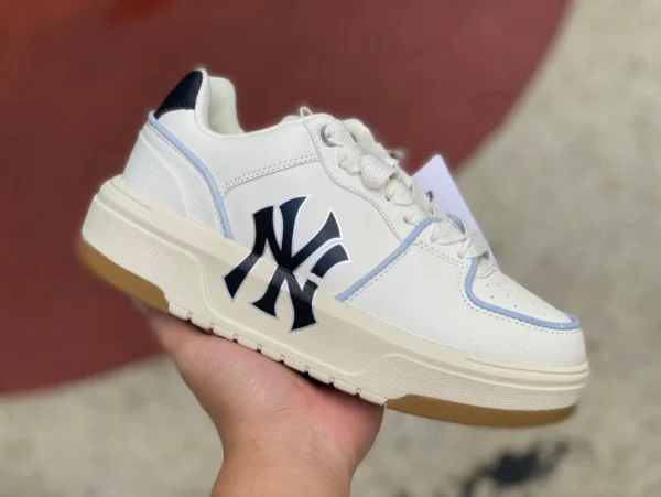 MLB blanc marron MLB Yankees chaussures seniors chaussures pour hommes et femmes Couple rétro chaussures rehaussantes à semelles épaisses 3ASXCA12N-50WHS