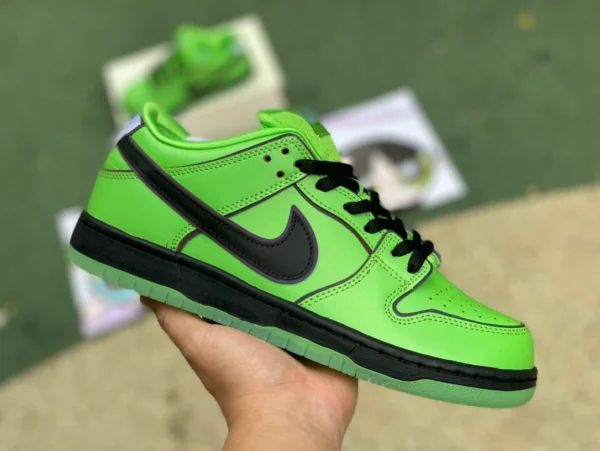 Dunk Powerpuff Girls Vert Pur Original Les Powerpuff Girls x Nike SB Dunk Low "Buttercup" FZ8