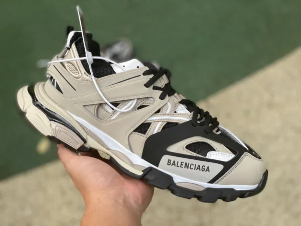 Balenciaga 3.0 kaki Balenciaga Triple S chaussures papa Balenciaga