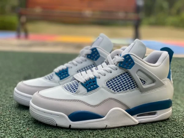 aj4 blanc bleu cp pur original A Jordan Air Jordan 4 "Military Blue" 2024 blanc bleu réplique FV