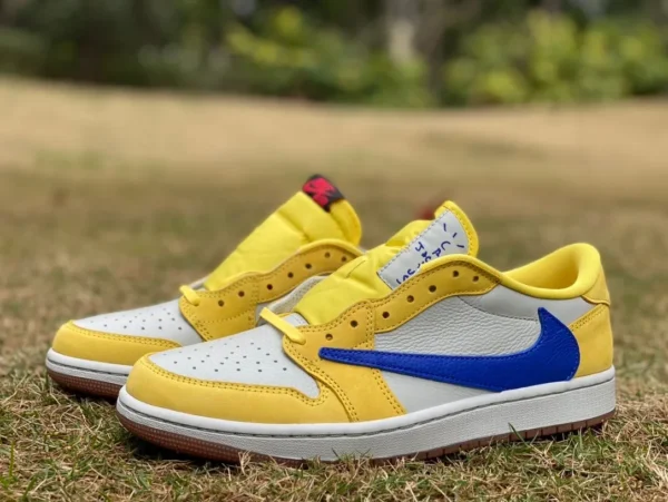 aj1 barbe basse blanc jaune bleu version Y Travis Scott x Air Jordan 1 Low "Canary" barbe basse DZ4137-700