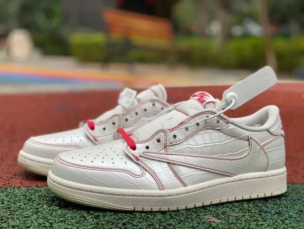 aj1 barbe basse blanc et rouge craquelé Tracis Scott x Air Jordan 1 Low Golf TS joint barbe DM7866-601