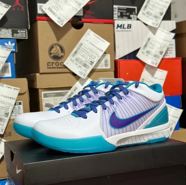 Kobe 4 Draft Day Destruction version originale pure