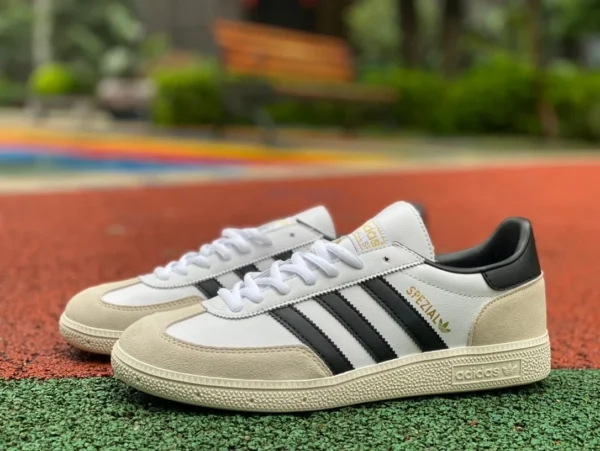 Baskets Adidas beige blanc noir Adidas trèfle HANDBALL SPEZIAL baskets basses rétro décontractées IF3741