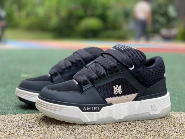 AMIRI MA-1 baskets mode basses à lacets en cuir noir et blanc gris AMIRI MA-1