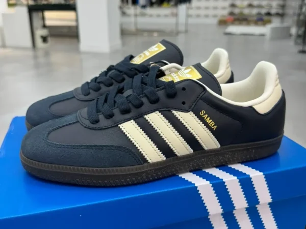 Adidas Originals - Samba Vegan Samba - Chaussures d'entraînement - Bleu foncé