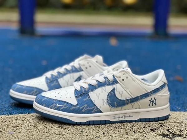 Dunk joint MLB blanc et bleu Nike Dunk x MLB New York Yankees DQ1098-348