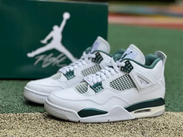 aj4 en détresse blanc vert vert oxydé spécial pour la version LJR Air Jordan 4 "Oxidized Green" FQ8138-103