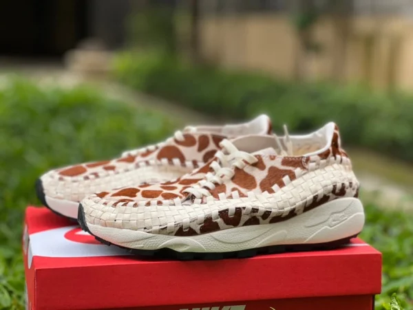 Nike Giraffe Blanc Marron NIKE AIR FOOTSCAPE WOVEN Nike Giraffe Blanc Marron Chaussures de sport décontractées FB1959-100