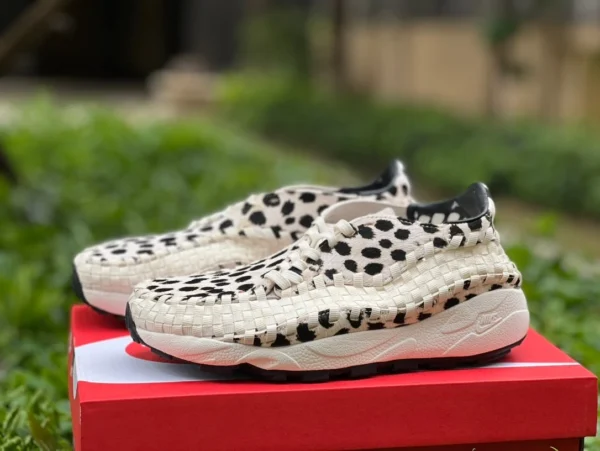 Nike Giraffe Blanc Noir NIKE AIR FOOTSCAPE WOVEN Nike Giraffe Blanc Marron Chaussures de sport décontractées FB1959-100