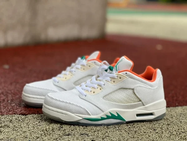 aj5 blanc et vert bas Air Jordan 5 Low G Golf AJ5 chaussures de golf blanches et vertes limitées à CW4204 100