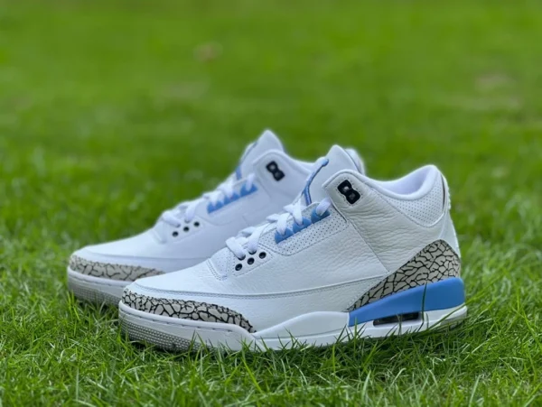 aj3 North Carolina Blue Air Jordan 3 AJ3 North Carolina Blue Blanc Bleu UNC craquelé PE baskets CT8532-104